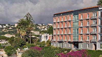 د بریتانیکو نیپلز کوریو کالکشن بای هیلتون