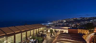 د بریتانیکو نیپلز کوریو کالکشن بای هیلتون