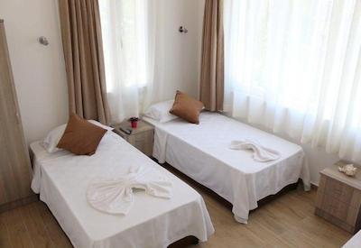 آجان پانسیون