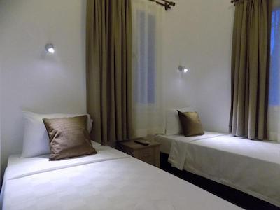 آجان پانسیون