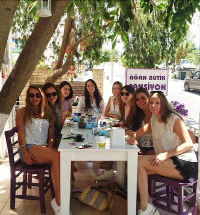 آجان پانسیون