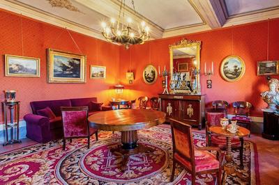 پلازو نوبایل دی سن دوناتو