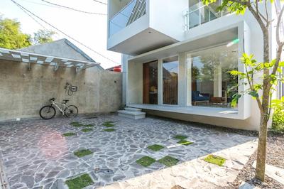 رد دورز نیر یونیورسیتاس ایسلام اندونزیا