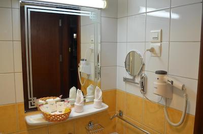 روتانا الماسک هتل