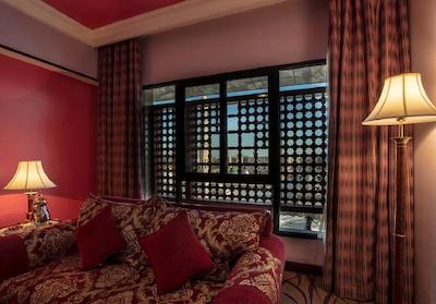 طیبا آراک سویتز