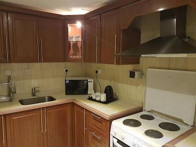 طیبا آراک سویتز