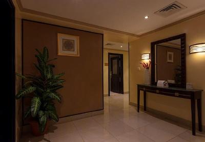 طیبا آراک سویتز