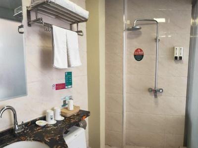 گرین تری این زینجیانگ اویگور اتونوموس