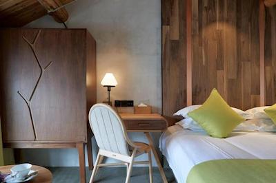 زیهوو مموریز تری هتل