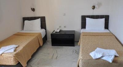 گلوریا بیچ هتل