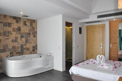 هرودوت بیچ هتل