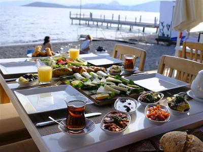 هرودوت بیچ هتل