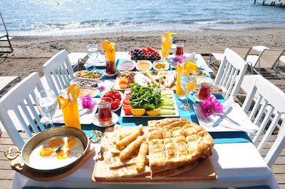 هرودوت بیچ هتل