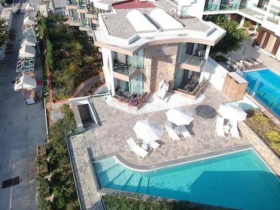 هرودوت بیچ هتل