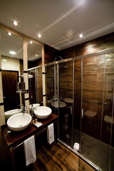 پارکوئه ریل