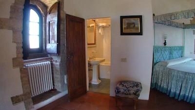 کستلو دی ماگنانا