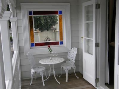 پانسانبی مانور گست هاوس