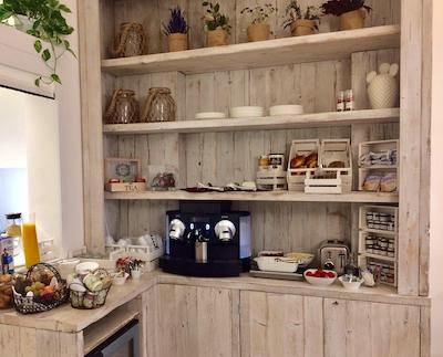 اکو اوربن بی بی