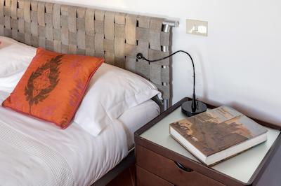 هوم بوتیک سانتا ماریا نوولا