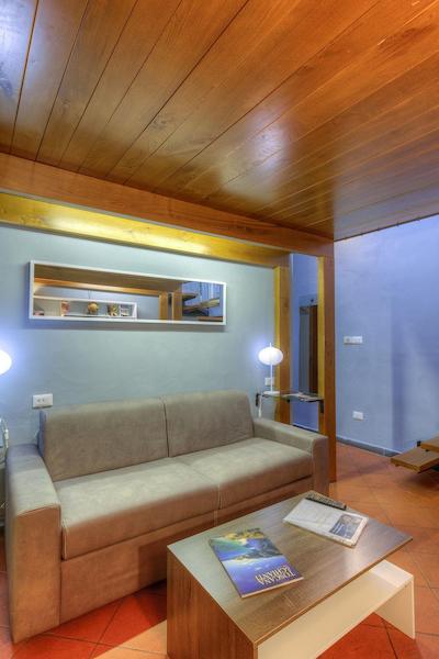 هوم بوتیک سانتا ماریا نوولا