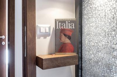 هوم بوتیک سانتا ماریا نوولا