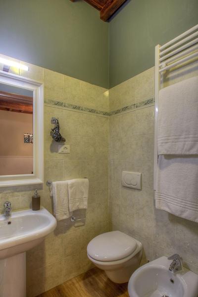 هوم بوتیک سانتا ماریا نوولا