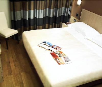 هتل دی ویکاری