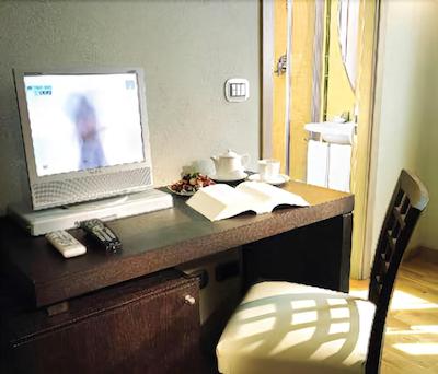 هتل دی ویکاری