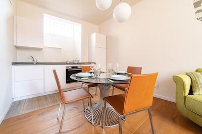 له استنز دگلی آمیدی