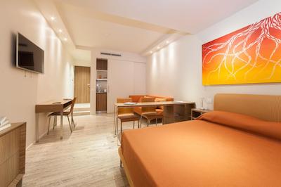 له استنز دگلی آمیدی