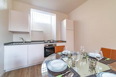 له استنز دگلی آمیدی