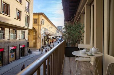 له استنز دگلی آمیدی