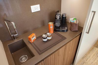 له استنز دگلی آمیدی