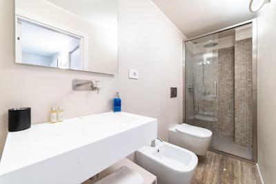 له استنز دگلی آمیدی