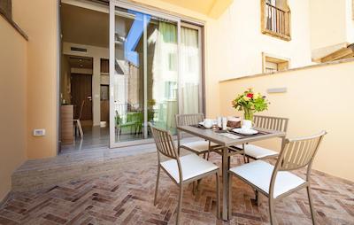 له استنز دگلی آمیدی