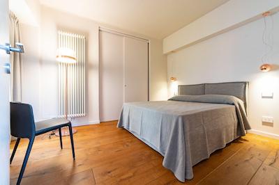 له استنز دگلی آمیدی