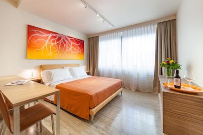 له استنز دگلی آمیدی