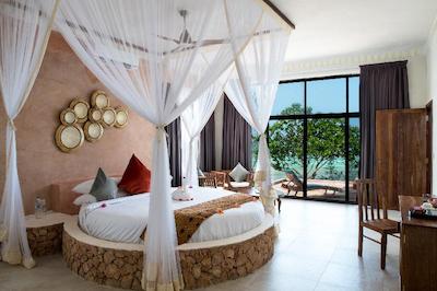 موجا تو د لاکچری کیلاز اند نیچر ریتریت