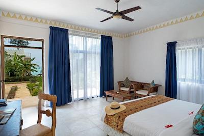 موجا تو د لاکچری کیلاز اند نیچر ریتریت