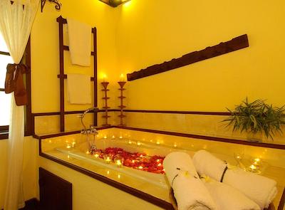 د پالمز زنزیبار آل اینکلاسیو