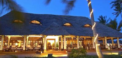 د پالمز زنزیبار آل اینکلاسیو