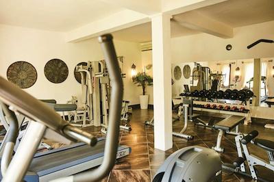 د پالمز زنزیبار آل اینکلاسیو