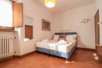 بی بی پالازی