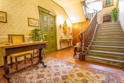 بی بی پالازی