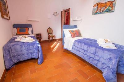 بی بی پالازی