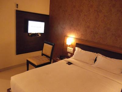 کپیتال او ۹۱۸ هتل نرا ریجنسی