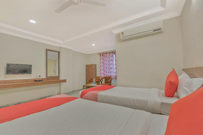 OYO 11428 Hotel Krishna's Residency