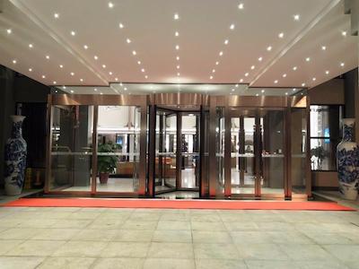 جینجیانگ این سلکت جینینگ کیوفو سینک اسپات نورت