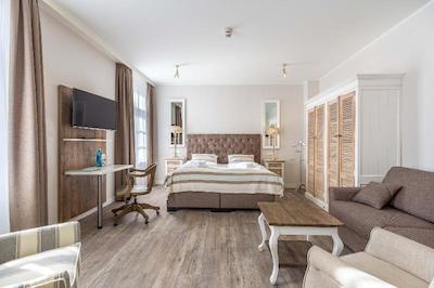 هتل اچتروم گریتسیل