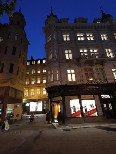 ایئا آپارتما ان وای موزارت